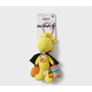 Kids Preferred Peanuts Woodstock Halloween Baby Activity Toy Yellow Vampire Cape